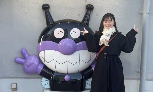嘉瀬井　莉子