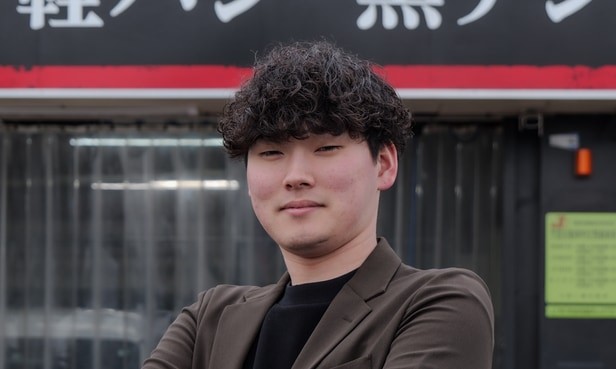 横尾 謙吾