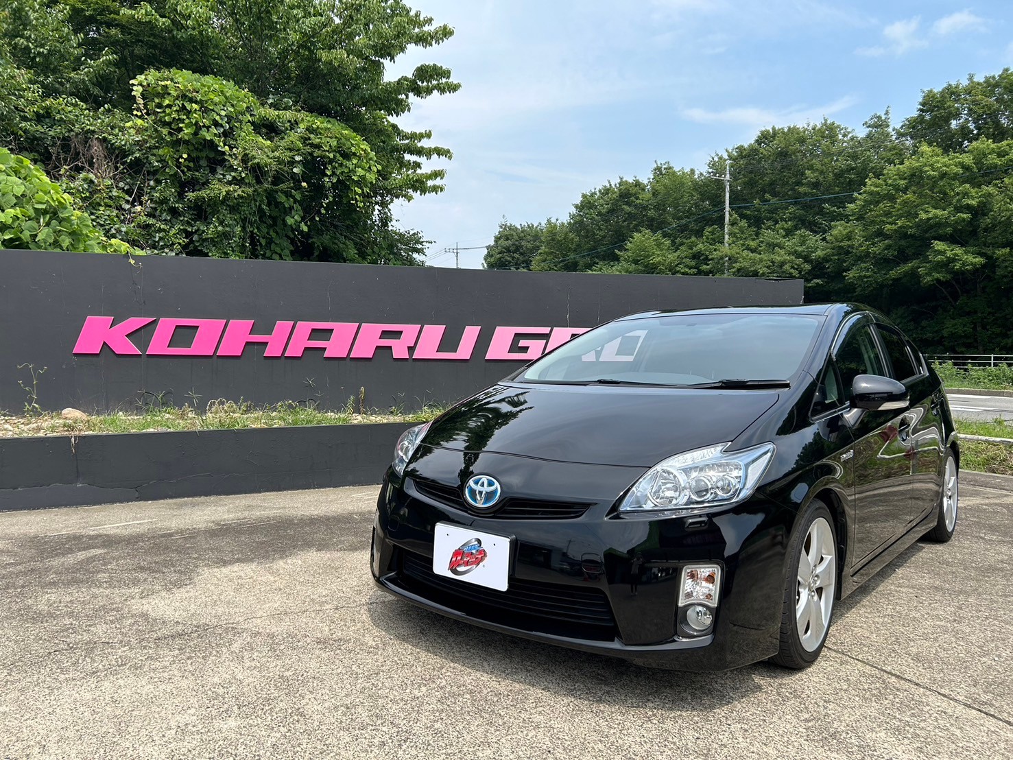 店舗ブログ :: お車のご紹介 ☆30系プリウス 黒☆ | 自社ローン