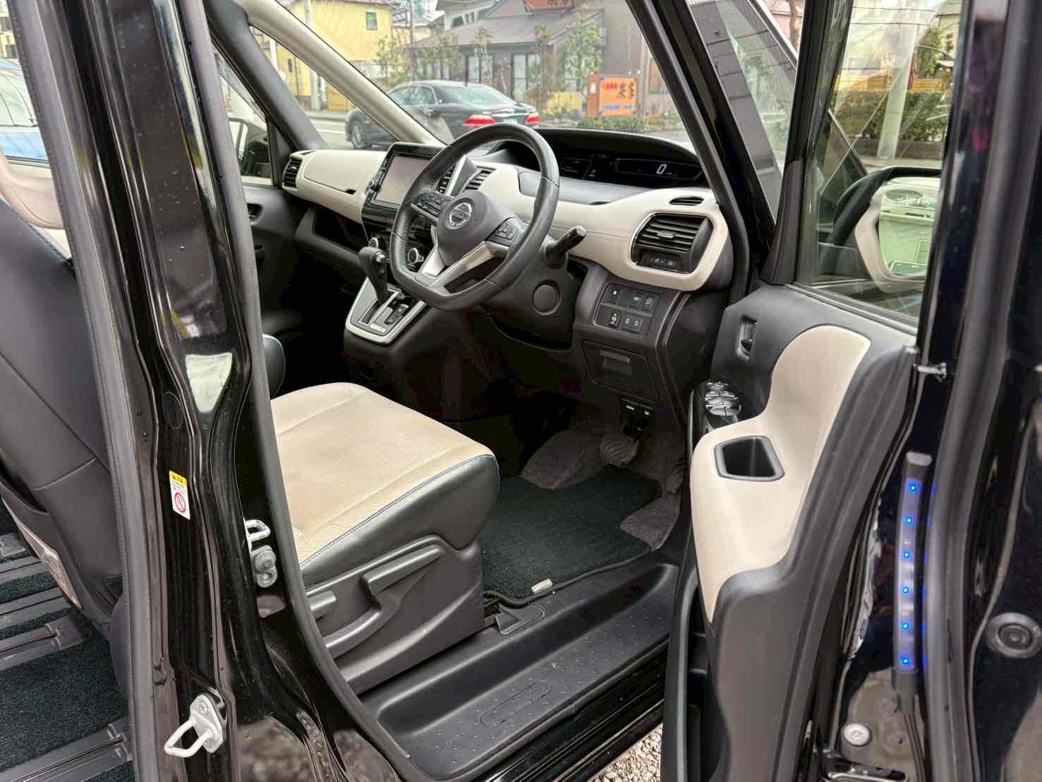 %E3%82%BB%E3%83%AC%E3%83%8A%E3%83%89%E3%