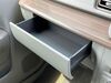 この度は当店のお車をご覧になっていただき、誠にありがとうございます。じっくり現車確認して頂けるよう、ご準備を致します