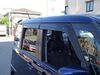 【ドアバイザー】雨の日の換気に役立つバイザー付きです。バイザーが有るのと無いのとでは雨天時のストレスが違います