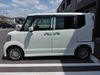 大好評のボディコーティングもご納車までに施工可能！雨染みや線傷など中古車だからと諦めていませんか？ピカピカの状態でお乗り出し頂けます！