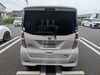 技術集団がお車を磨き、ツヤツヤのガラスコーティングを実現いたします。コーティングした車は洗車が楽になり塗装の色あせを防ぎ、車の価値を守ります。