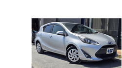 アクア【バックカメラ】【プッシュスタート】