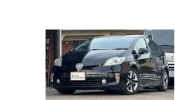 プリウス【バックカメラ】