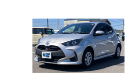 ヤリス【全周囲カメラ】