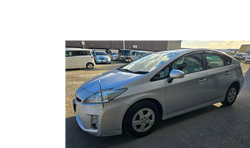 プリウス【バックカメラ】