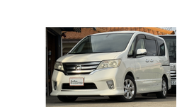 セレナ ハイウェイスター ハイブリッド【バックカメラ】