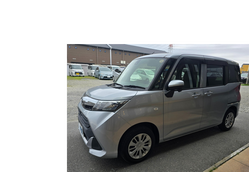 タンク【片側電動スライドドア】