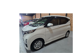 デイズ ハイウェイスター【全周囲カメラ】