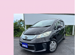 フリード【1.5 HYBRIDｼﾞｬｽﾄｾﾚ7人】車検２年付