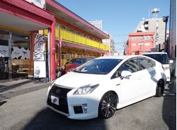 【自社ローンご相談ください！車検R7.2！】プリウス