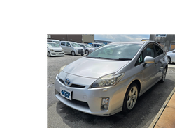 プリウス【メモリーナビ】【AUX】