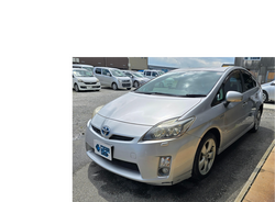 プリウス【ナビ】【AUX】