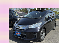 ★フリードハイブリッド【 ｼﾞｬｽﾄｾﾚｸｼｮﾝ】車検2年付