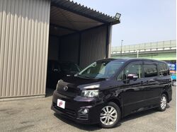 【車検整備付】トヨタ ヴォクシー ZS