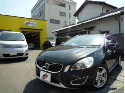 ボルボ V60 ドライブe