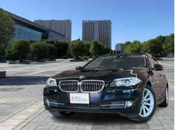 【BMW5シリーズ523iツーリング ハイラインパッケージ】