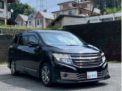 エルグランド【禁煙車・点検・整備・クリーニング済み】46