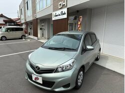 ヴィッツ♡2万キロ台❣❣❣低走行(*'ω'*)ETC♪ナビ