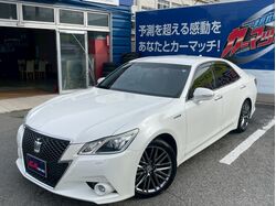 クラウンハイブリッド