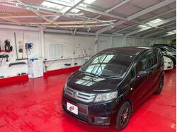 フリードスパイク★純正ナビ☺♪バックカメラ★♪