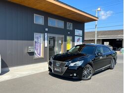 クラウンアスリートS【人気のハイブリッド車！】