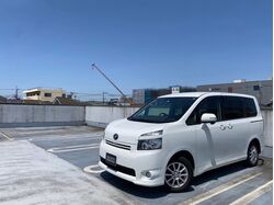 ヴォクシー【X】両側スライドドア/バックカメラ/