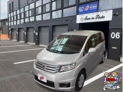 フリードスパイク♥スマートキー☺左側パワースライドドア♬