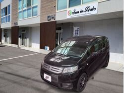 フリードスパイク★純正ナビ♪バックカメラ★