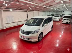 フリード☆ETC★キーレス♪ナビ(*'ω'*)TV♪