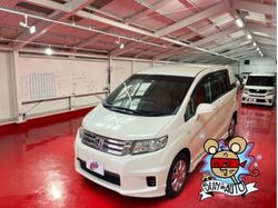 フリードスパイク♥Gエアロ☺スマートキー★革シート