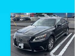 ★月額支払回数変更可【禁煙車・極上後席空間】レクサスLS
