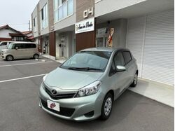 ヴィッツ♡2万キロ台❣❣❣低走行(*'ω'*)ETC♪ナビ