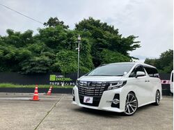 アルファード