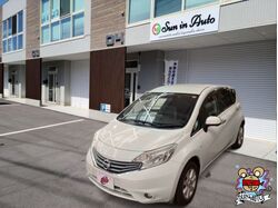 ノート★スマートキー★横滑り防止装置付き