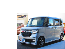 N-BOX カスタム【片側電動スライドドア】