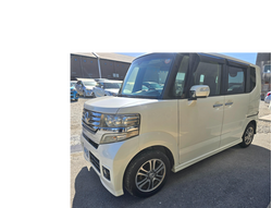 N-BOX カスタム【両側電動スライドドア】