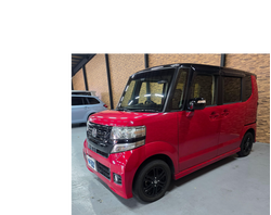 N-BOX カスタム【片側電動スライドドア】