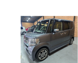 N-BOX カスタム【両側電動スライドドア】