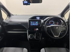 自社ローン、ヴォクシー