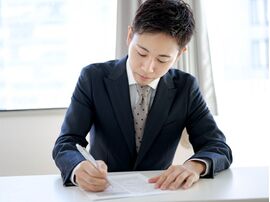平日に動けない・書類が苦手