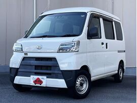 2020年式ダイハツハイゼットカーゴデラックスSA3（ホワイト）外装フロントビュー｜オフィスカーマッチ東京江戸川店の自社ローン在庫車両