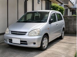 自社ローンの返済期間は短期と長期どちらが得？カーマッチ淡路島本店が双方のメリット・注意点を徹底解説。銀行ローンとの違いや、淡路島での車維持費を含めた無理のない支払い計画の立て方など、生活に寄り添った最適な選び方をお届けします。