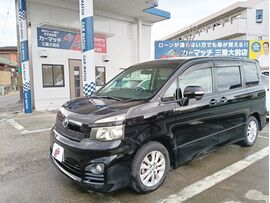 カーマッチ三重大前店　在庫車両　ヴォクシー