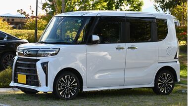 広島 自社ローンで購入できる中古車 ダイハツ タント カスタムRS