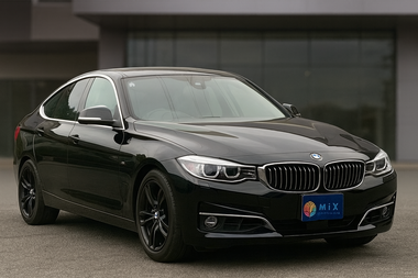 南足柄で自社ローン対応のBMW中古車(黒・3シリーズGT) 南足柄で自社ローン対応のBMW中古車(黒・3シリーズGT)