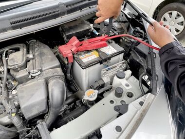 専門機器を使用したエンジン診断チェック|中古車整備 専門機器を使用したエンジン診断チェック|中古車整備