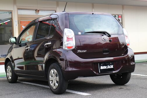 お車の状態は内外装共にとても綺麗な状態を保っておりますので私共でも自信を持ってお薦め出来る１台です!！